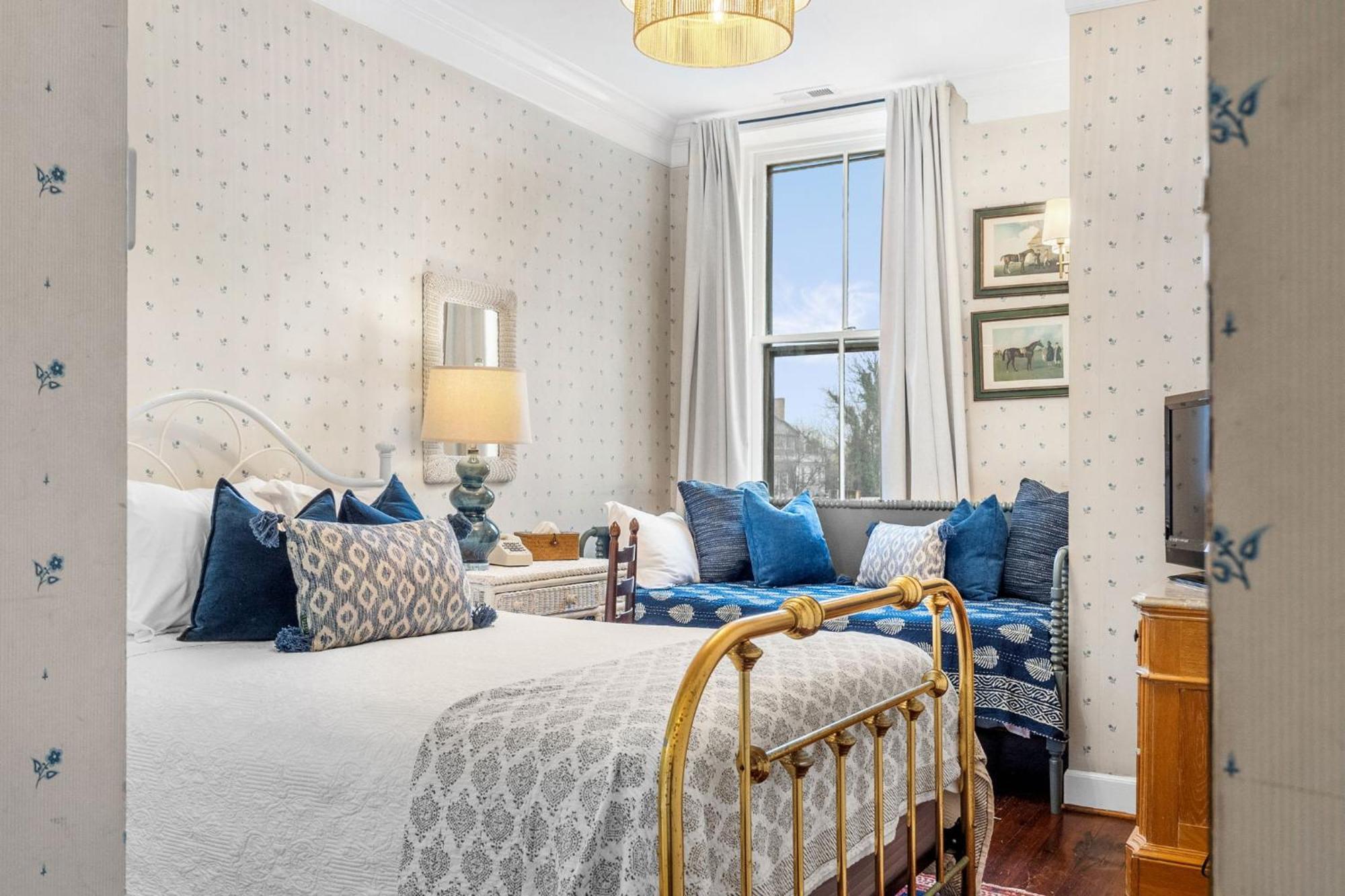 Leesburg Colonial Inn מראה חיצוני תמונה