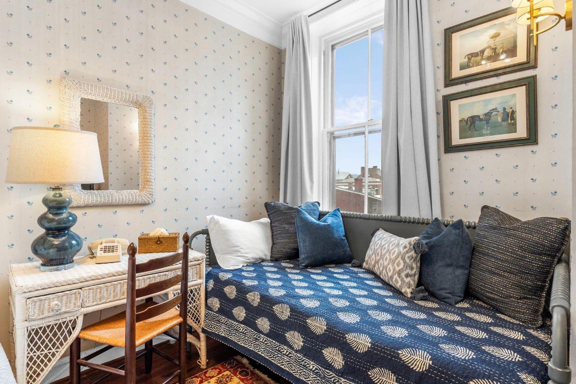 Leesburg Colonial Inn מראה חיצוני תמונה